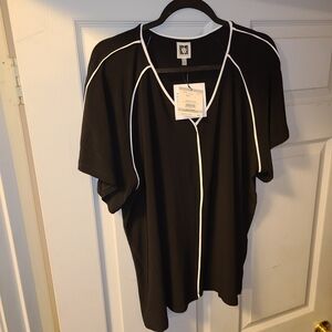 Anne Klein Black Blouse with White Piping Size 1X